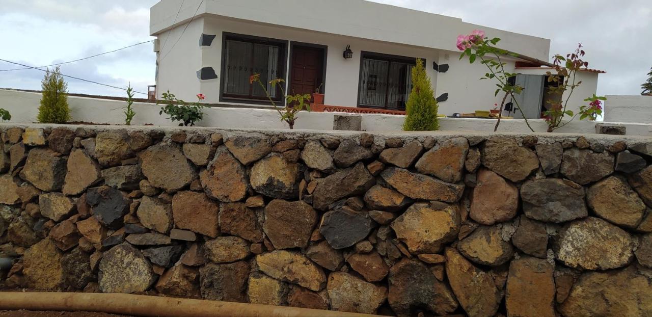 Casa Victoria Guest House La Galga Екстериор снимка